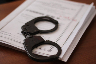 Ақтөбеде 14 жастағы қызды зорлады деп айыпталған зейнеткерді өмір бойына бас бостандығынан айыру жазасы күтіп тұр