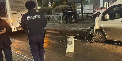 Астанада екі автобус соқтығысып, жүргізуші көз жұмды