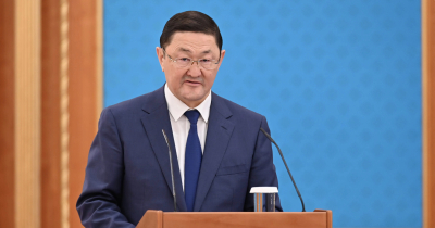 «Назардан тыс қалмайды»: Бас прокурор қаза тапқан сарбаздардың аналарымен кездесетінін айтты