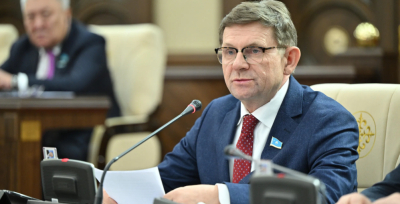«Бұл Қазақстан үшін тарихи шешім»: Депутат алдағы референдум туралы