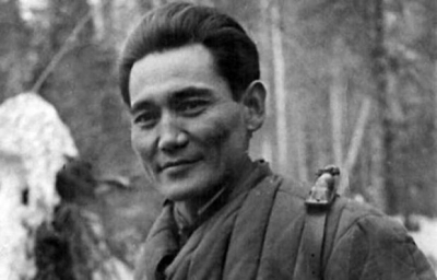 Бүгін қазақтың батыр ұлы Бауыржан Момышұлының туған күні (ВИДЕО)