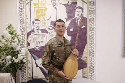 11 аспапты меңгерген сарбаз