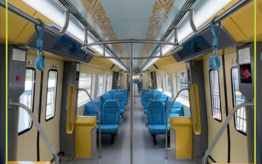 Астанаға LRT-ның алғашқы вагондары жіберіле бастады (ФОТО)