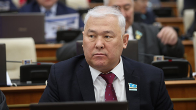 &laquo;Банктер онлайн несие бермейді&raquo;: Мұрат Әбенов заңдағы биылғы өзгерістер туралы айтты