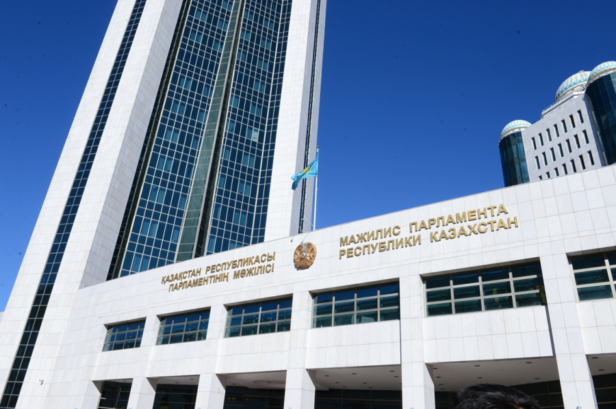 Парламент депутаттары каникулға кетті: ІІІ сессияда 39 жалпы отырыс өтіп, 89 заң қабылданған
