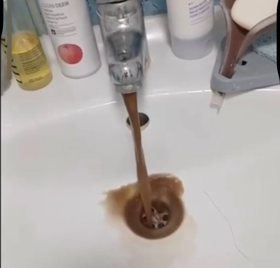 Көкшетау жұрты лай суға шағымданды