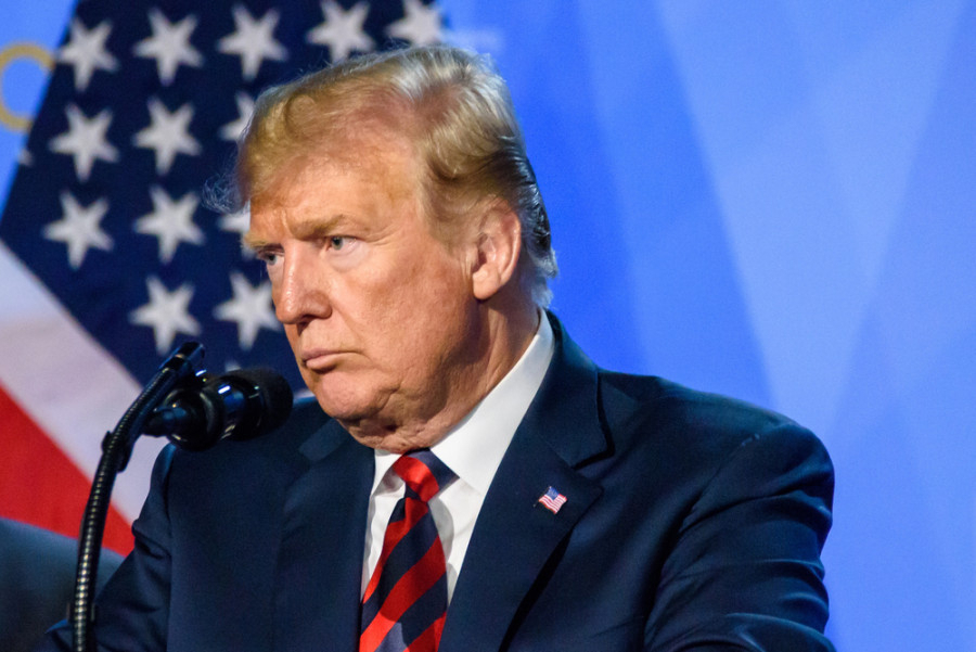 “Бір гәп бар“. Трамп Тегеранға тағы сес көрсетті